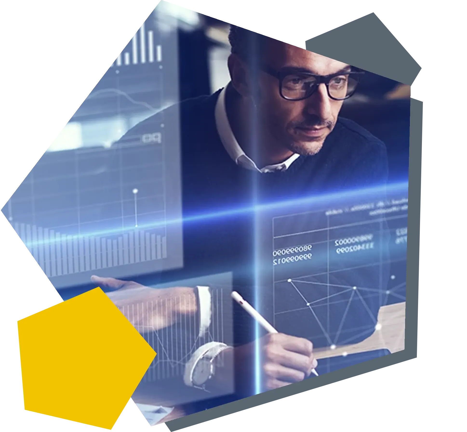 Mitarbeiter konfiguriert Webserver und Datenbank auf dem Cloud-Server