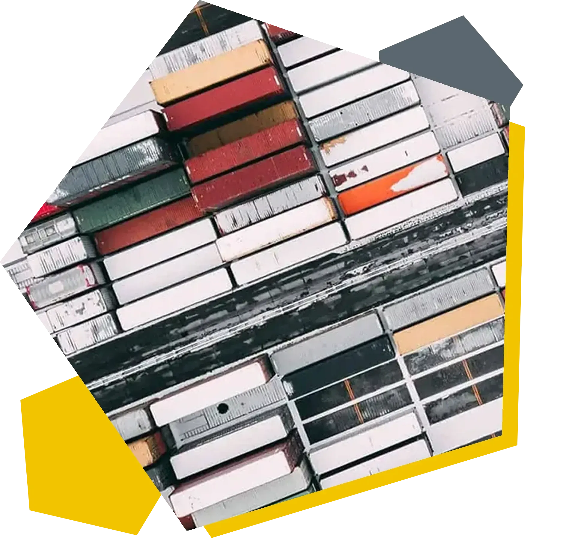 Docker Umgebung für Applikationen in Containern Container Management verdeutlicht durch zahlreiche Container in einem Dock