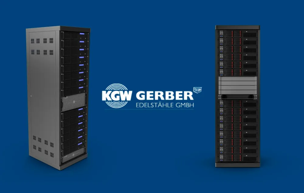 KGW Gerber Edelstähle IT-Infrastruktur Zwei Servertürme mit Logo der KGW Gerber Edelstähle GmbH vor dunkelblauem Hintergund.