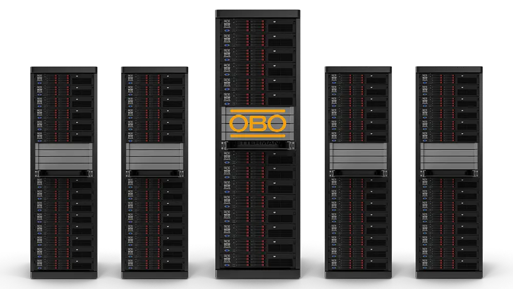 Fünf Server mit OBO Bettermann Logo symbolisieren den hochverfügbaren Onlineshop des Unternehmens